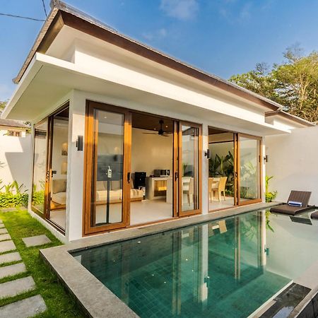 J4 Villas Sanur Esterno foto