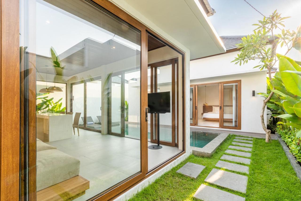 J4 Villas Sanur Esterno foto