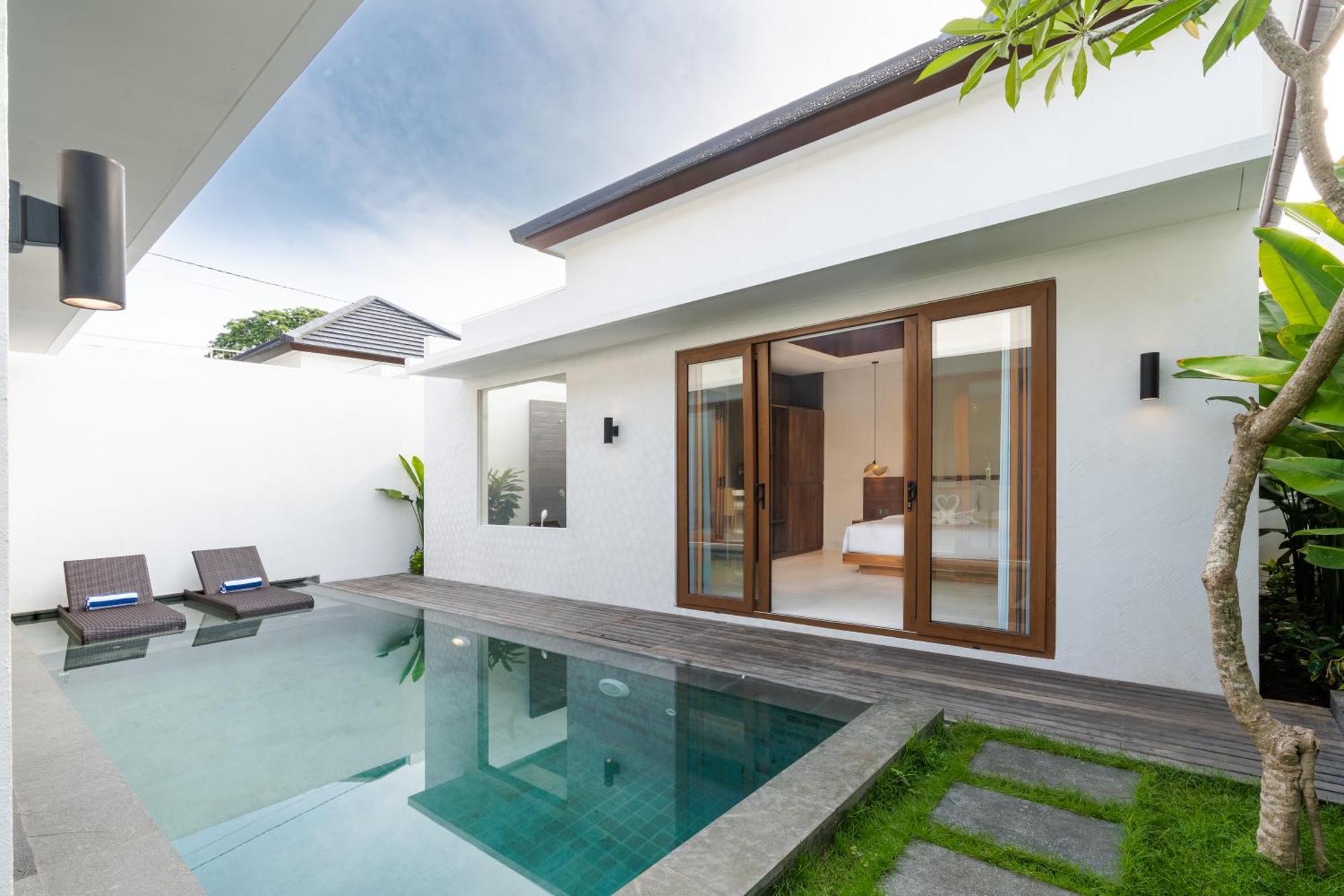 J4 Villas Sanur Esterno foto