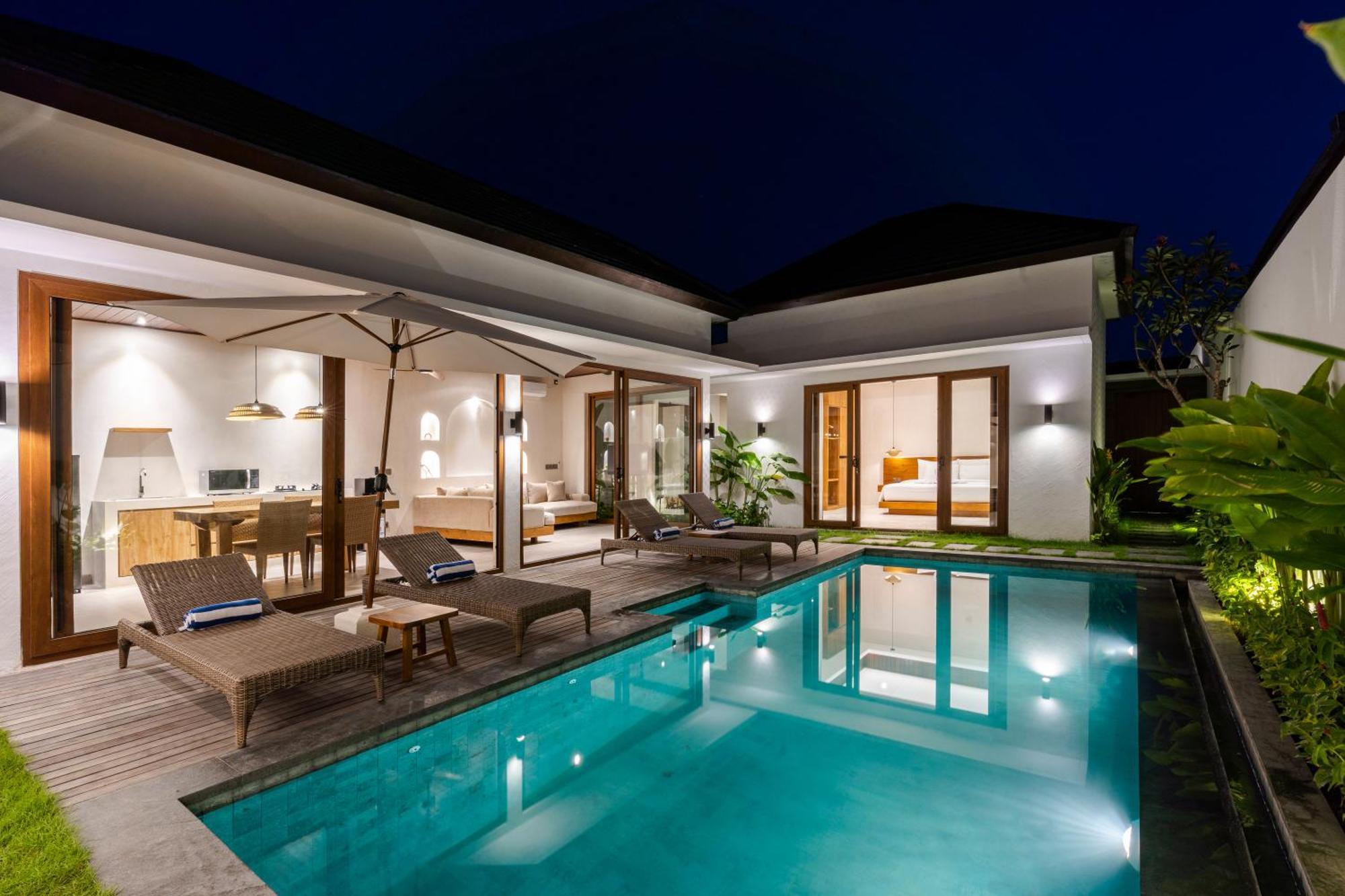 J4 Villas Sanur Esterno foto
