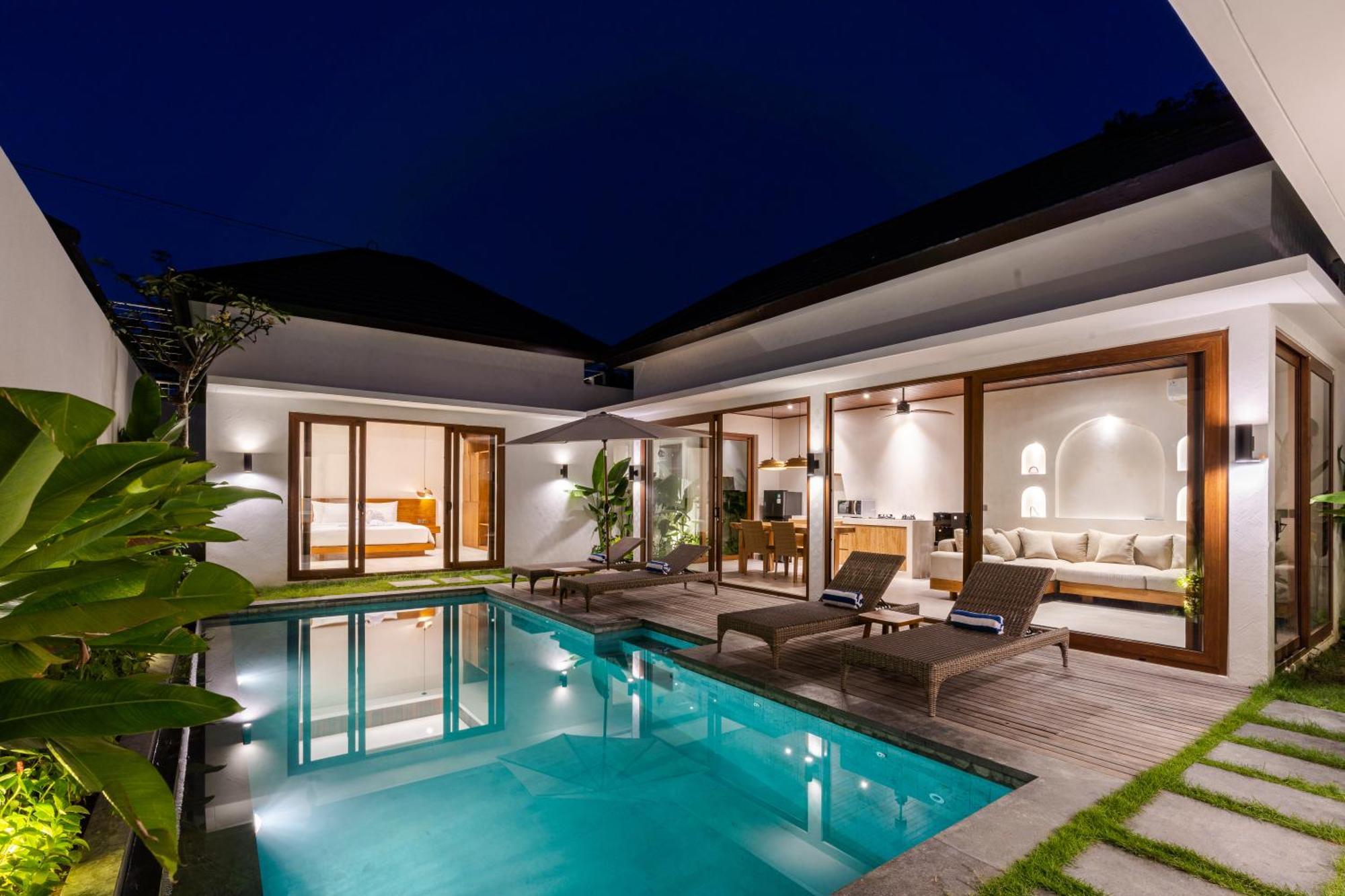 J4 Villas Sanur Esterno foto